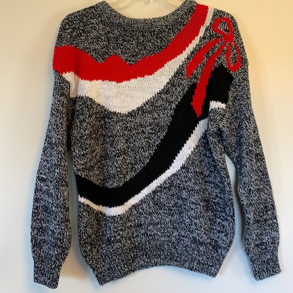 Bramble‎ Lane - size medium, red/black sweater
